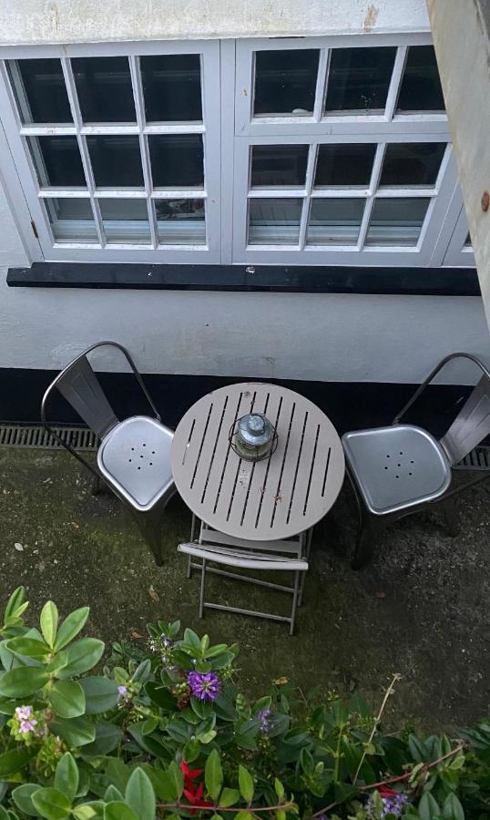Monmouth House Apartments, Lyme Regis Old Town, Dog Friendly, Parking Exteriér fotografie